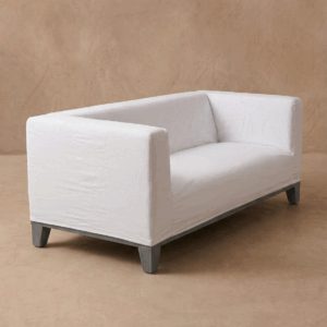 Sillon con posabrazos funda blanca